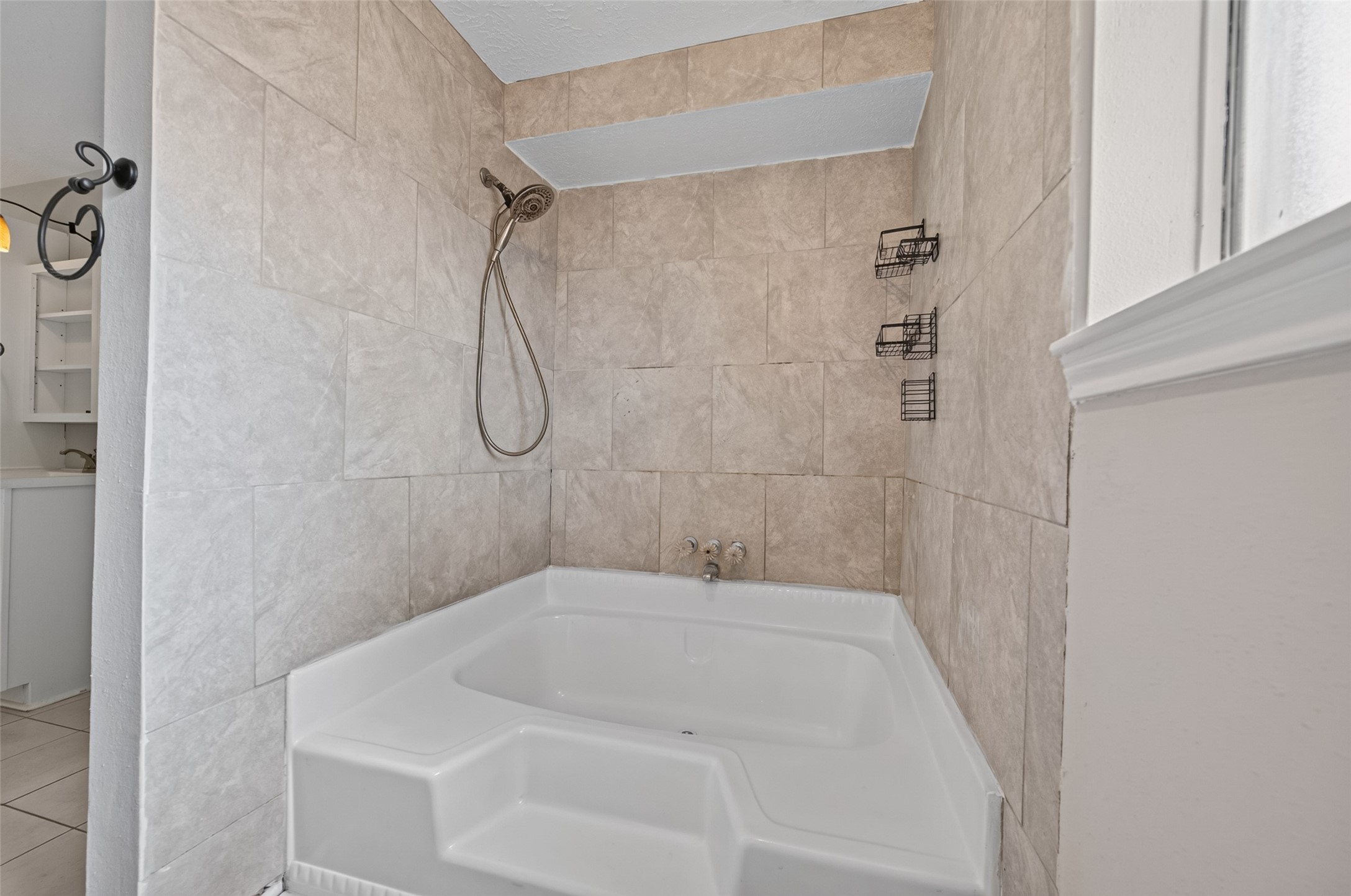 411 North Mist Court Houston, TX 77073 - Photo 28 of 32