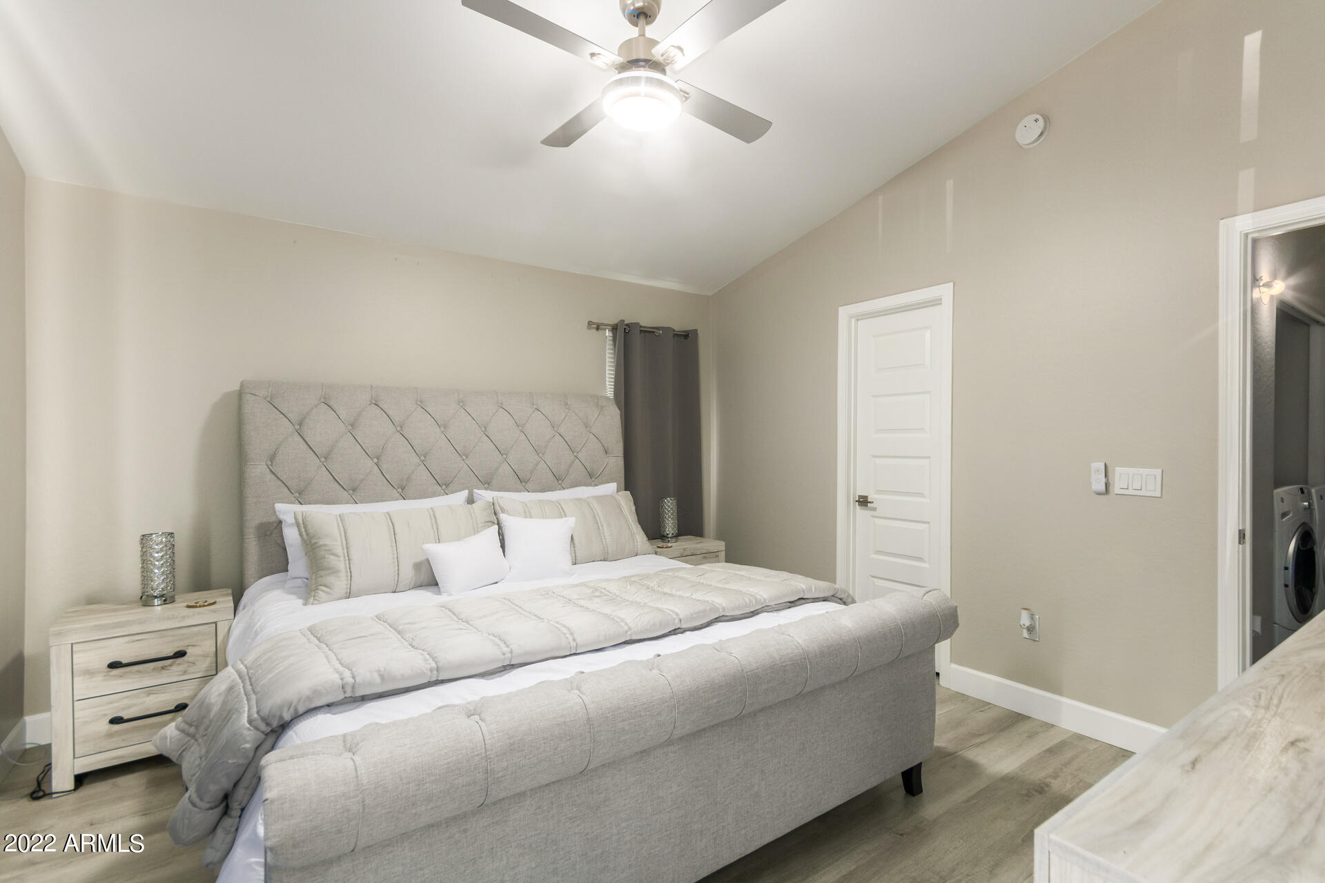 2150 East Bell Road, Unit 1010 Phoenix, AZ 85022 - Photo 17 of 31 21- Bell