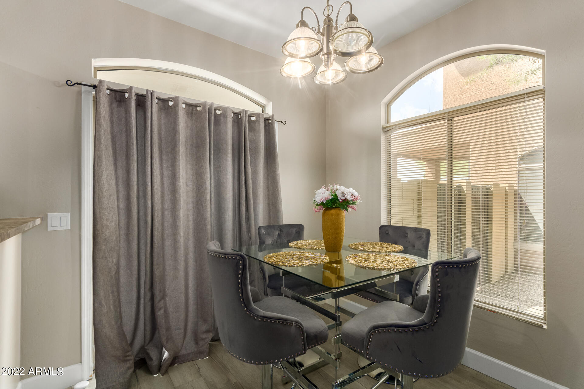 2150 East Bell Road, Unit 1010 Phoenix, AZ 85022 - Photo 6 of 31 09- Bell