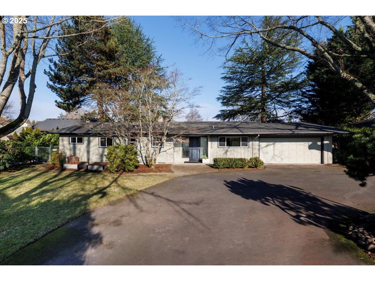 13025 Southwest Davies Road Beaverton, OR 97008 - Photo 1 of 38 Gallery Image 1