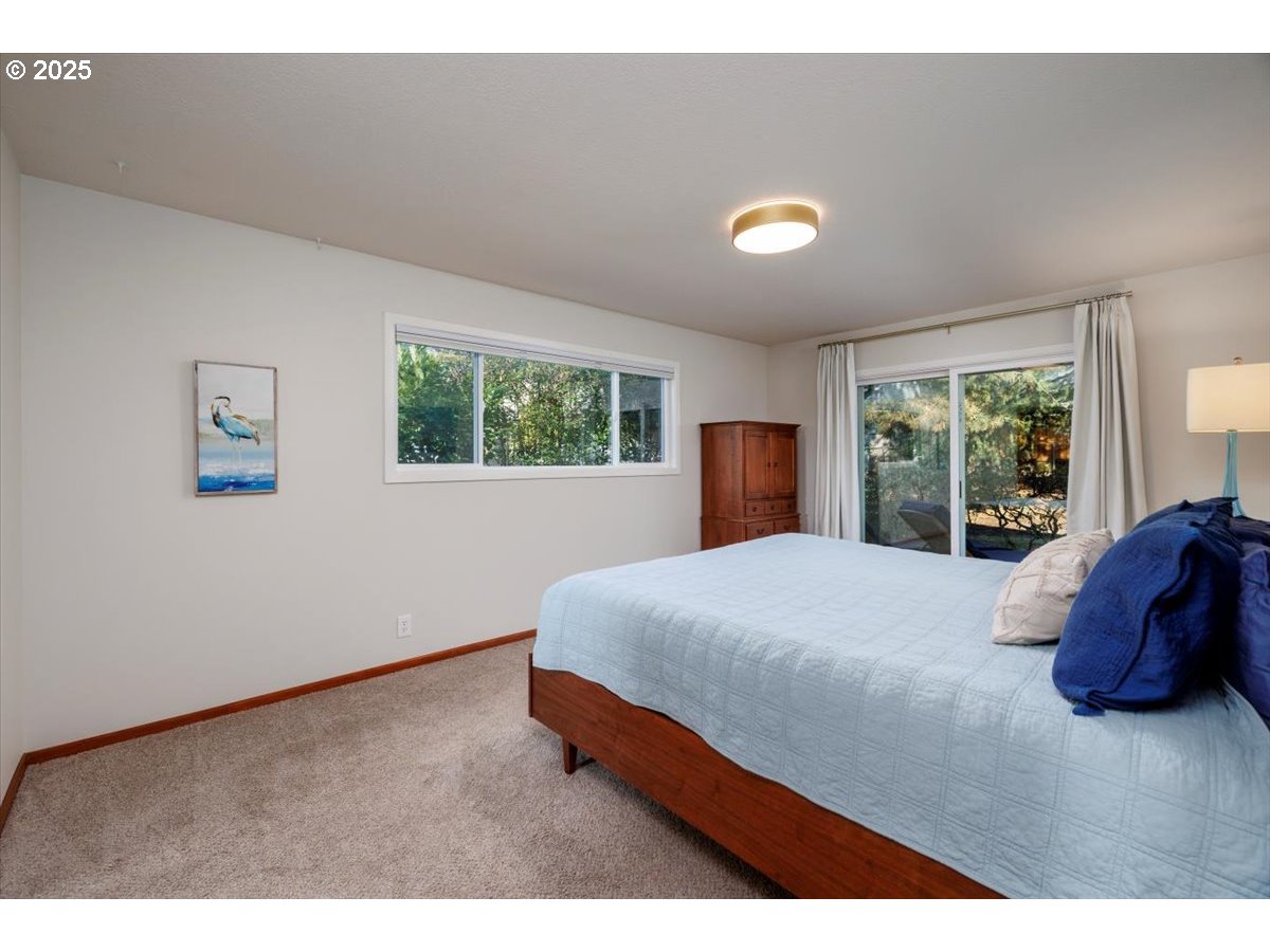 13025 Southwest Davies Road Beaverton, OR 97008 - Photo 13 of 38 Primary Bedroom
