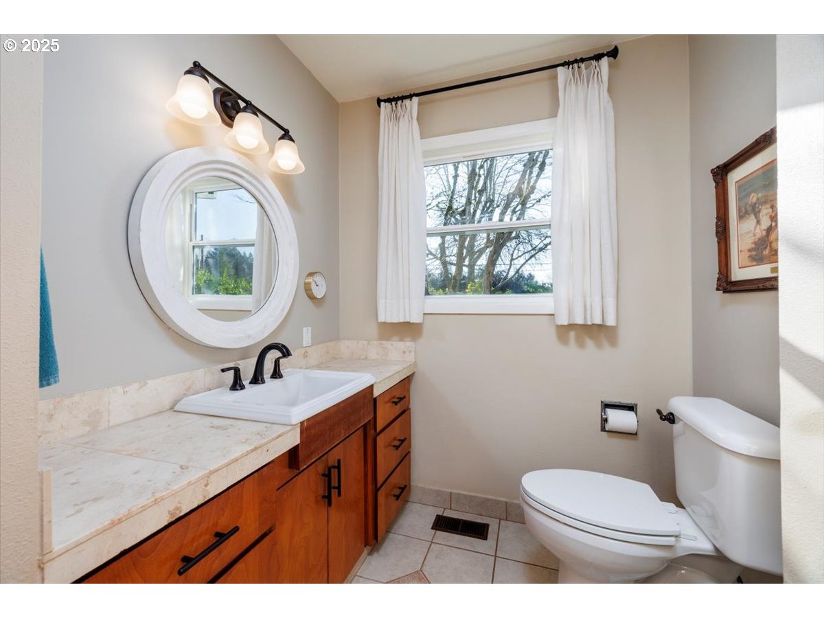 13025 Southwest Davies Road Beaverton, OR 97008 - Photo 18 of 38 Bathroom