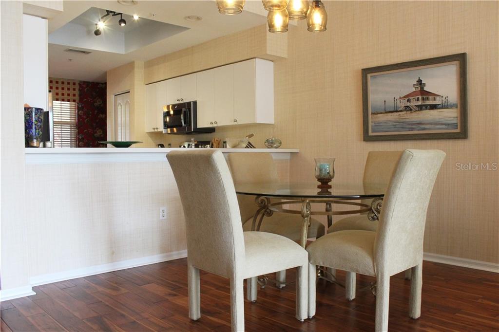 5251 Mahogany Run Avenue, Unit 514 Sarasota, FL 34241 - Photo 11 of 37