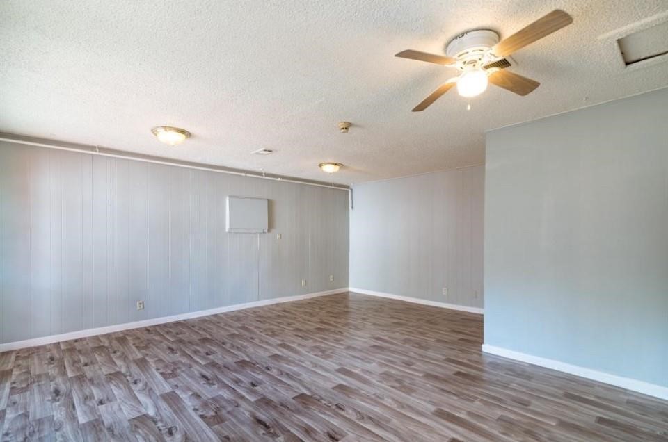 7621 Gleason Road Houston, TX 77016 - Photo 3 of 17