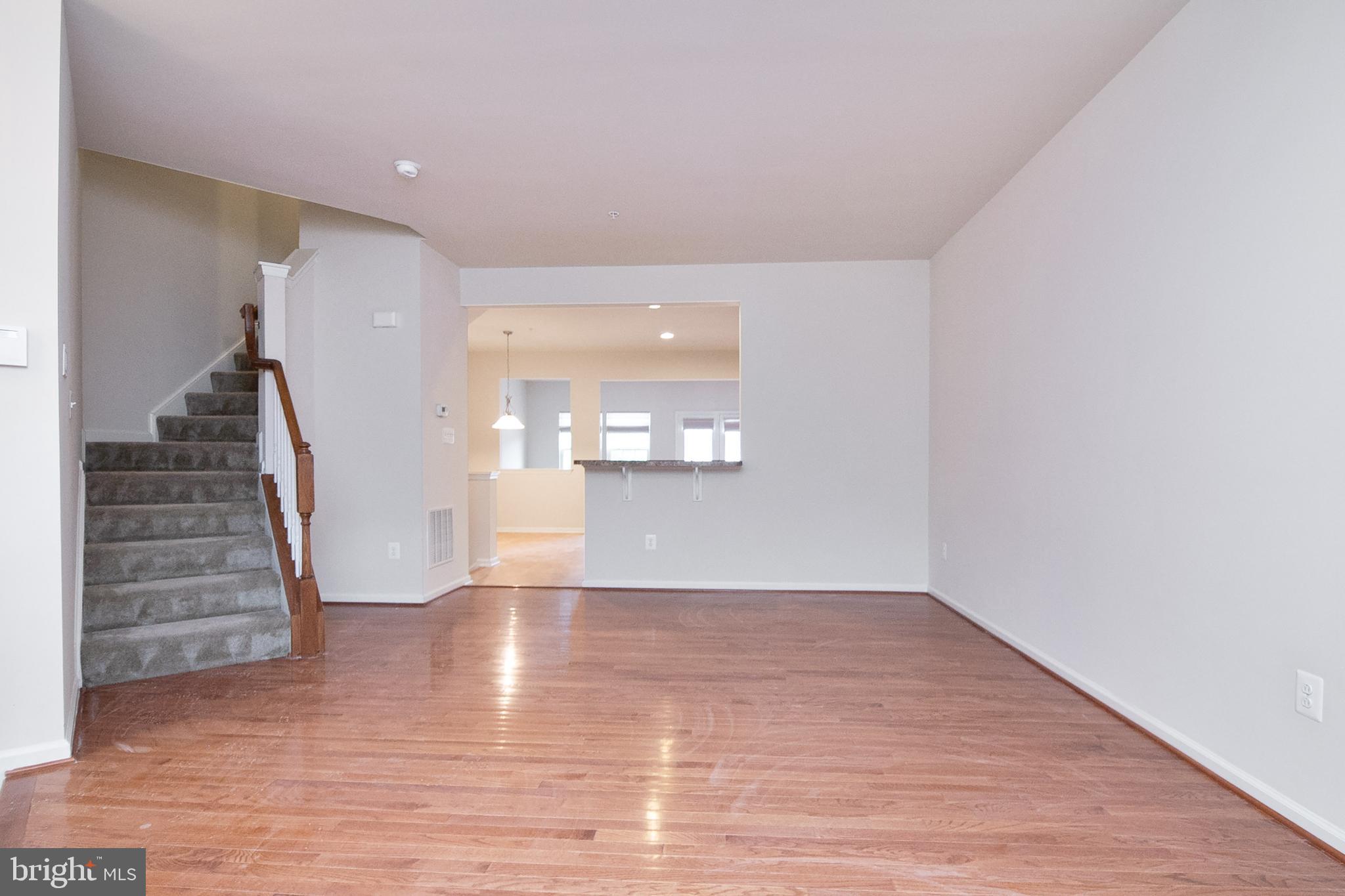 2074 Spring Run Circle Frederick, MD 21702 - Photo 17 of 39 Gallery Image 17