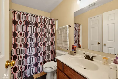 $279,000 | 10638 Regis Court, Indianapolis, IN 46239