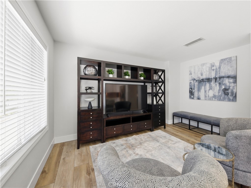 25710 Holiday, Unit C Stevenson Ranch, CA 91381 - Photo 7 of 29