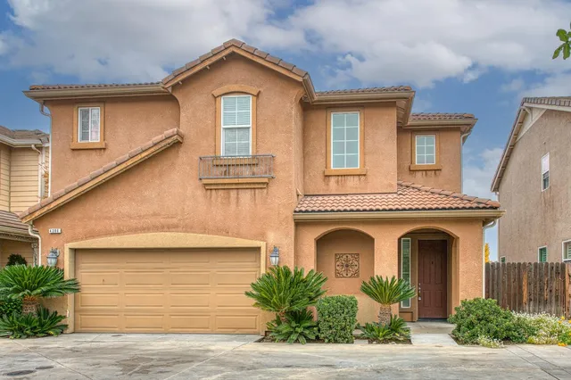 $410,000 | 4386 West Artemisa Drive, Fresno, CA 93722