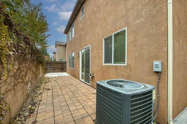 $410,000 | 4386 West Artemisa Drive, Fresno, CA 93722