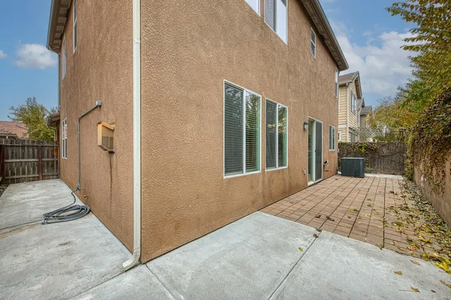 $410,000 | 4386 West Artemisa Drive, Fresno, CA 93722