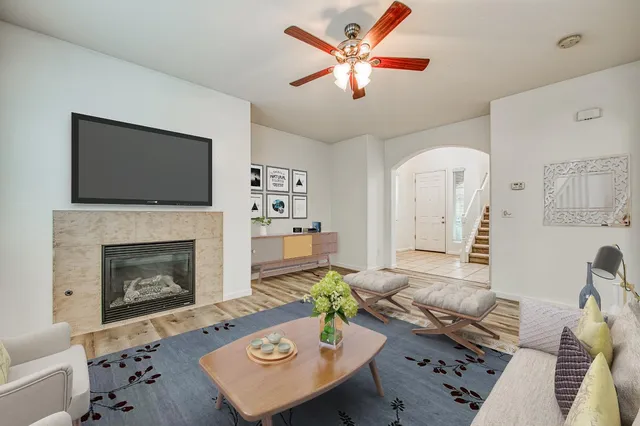 $410,000 | 4386 West Artemisa Drive, Fresno, CA 93722