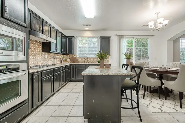 $410,000 | 4386 West Artemisa Drive, Fresno, CA 93722