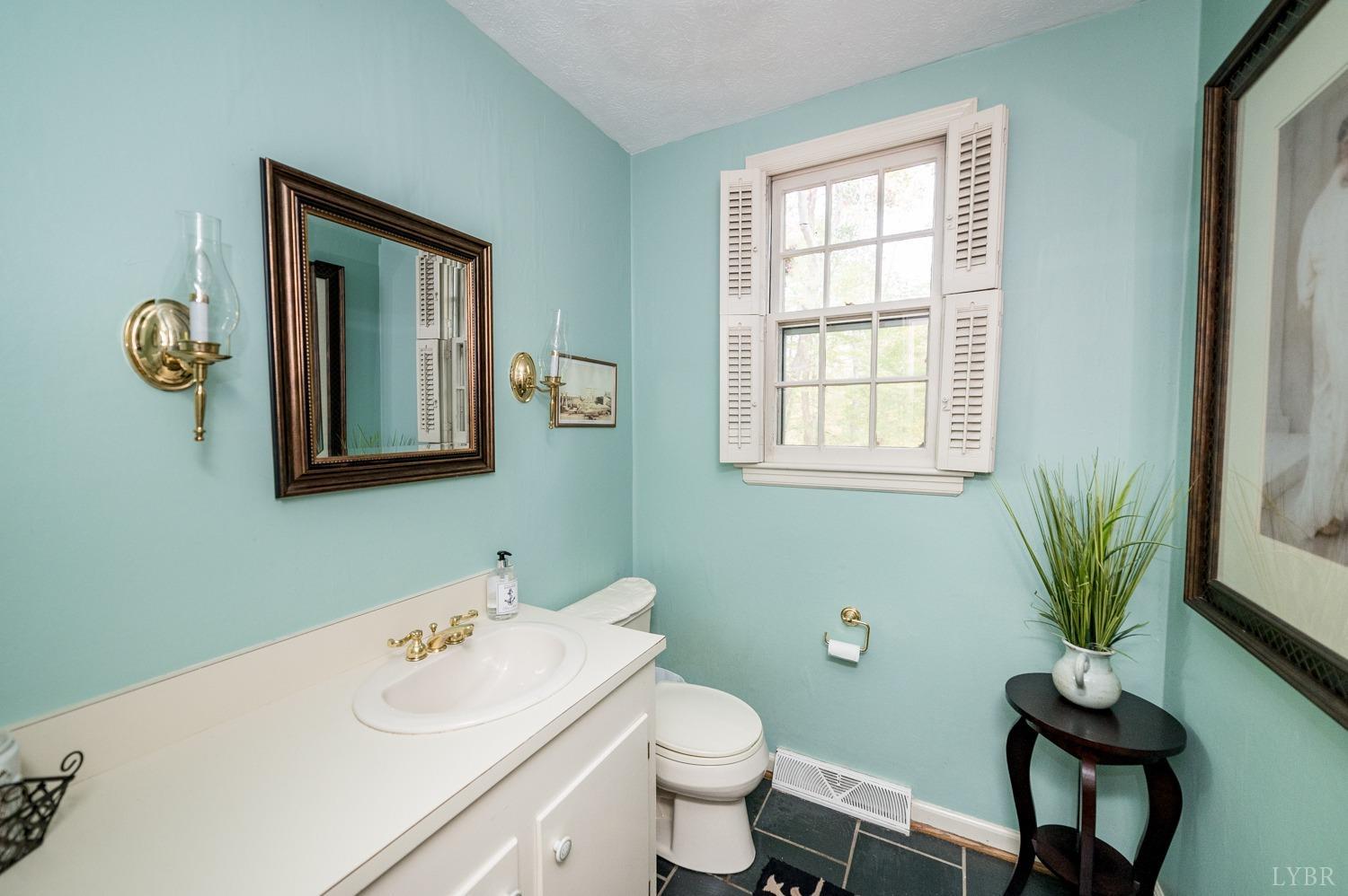 2104 Burnt Bridge Road Lynchburg, VA 24503 - Photo 35 of 51 Gallery Image 35