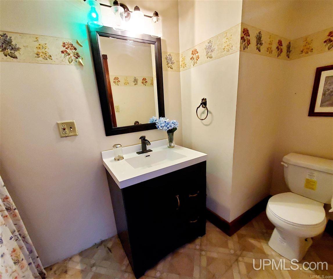 232 Zoberlein Street Ishpeming, MI 49849 - Photo 15 of 32 Gallery Image 15