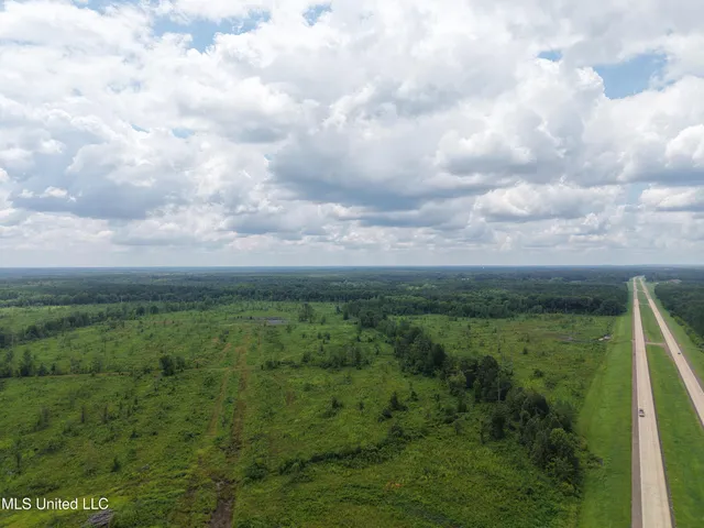 $1,400,000 | 1 Us 82 East, Starkville, MS 39759