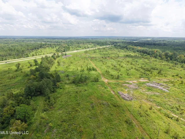 $1,400,000 | 1 Us 82 East, Starkville, MS 39759