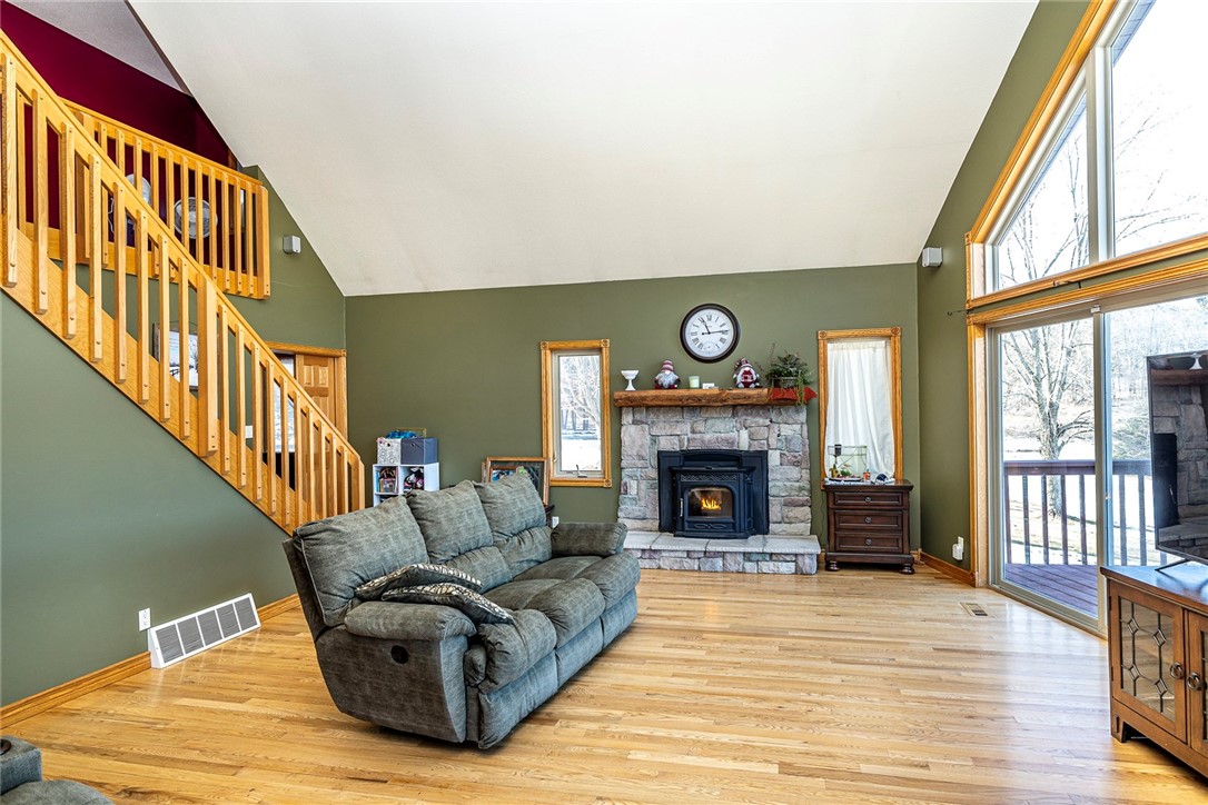 W10348 Prindle Road Merrillan, WI 54754 - Photo 4 of 45