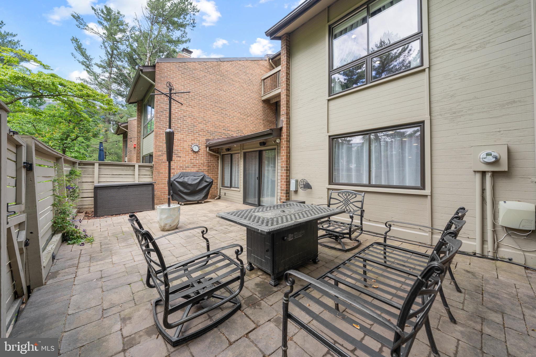 11790 Indian Ridge Road Reston, VA 20191 - Photo 31 of 35 Patio