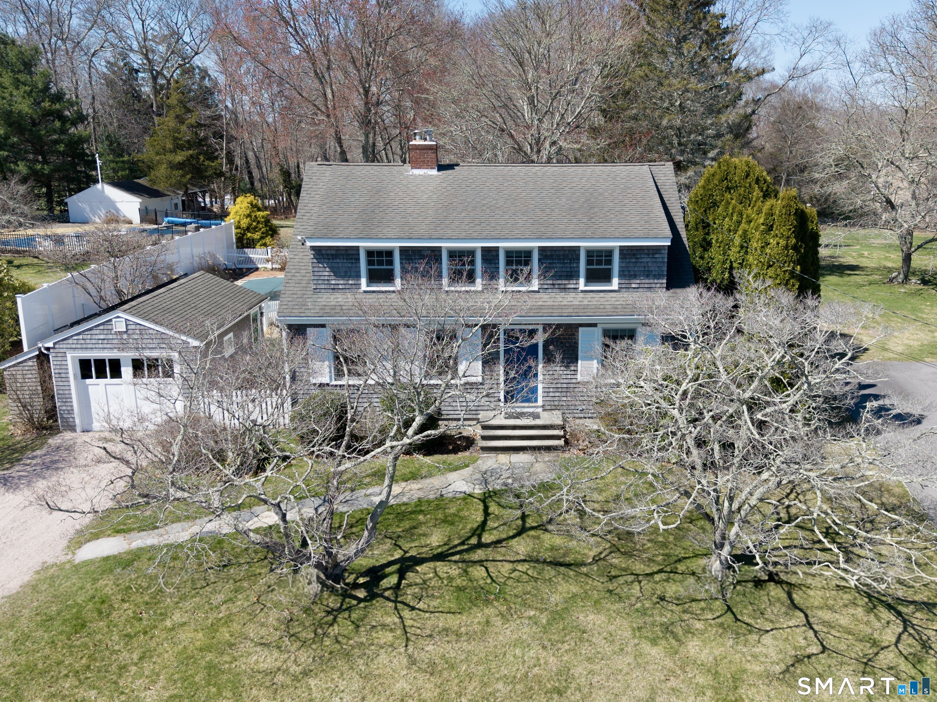 341 Pequot Avenue Groton, CT 06355 - Photo 1 of 1