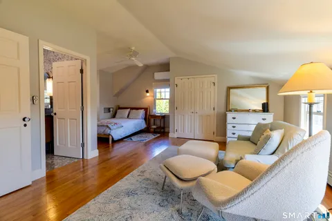 $899,000 | 341 Pequot Avenue, Groton, CT 06355