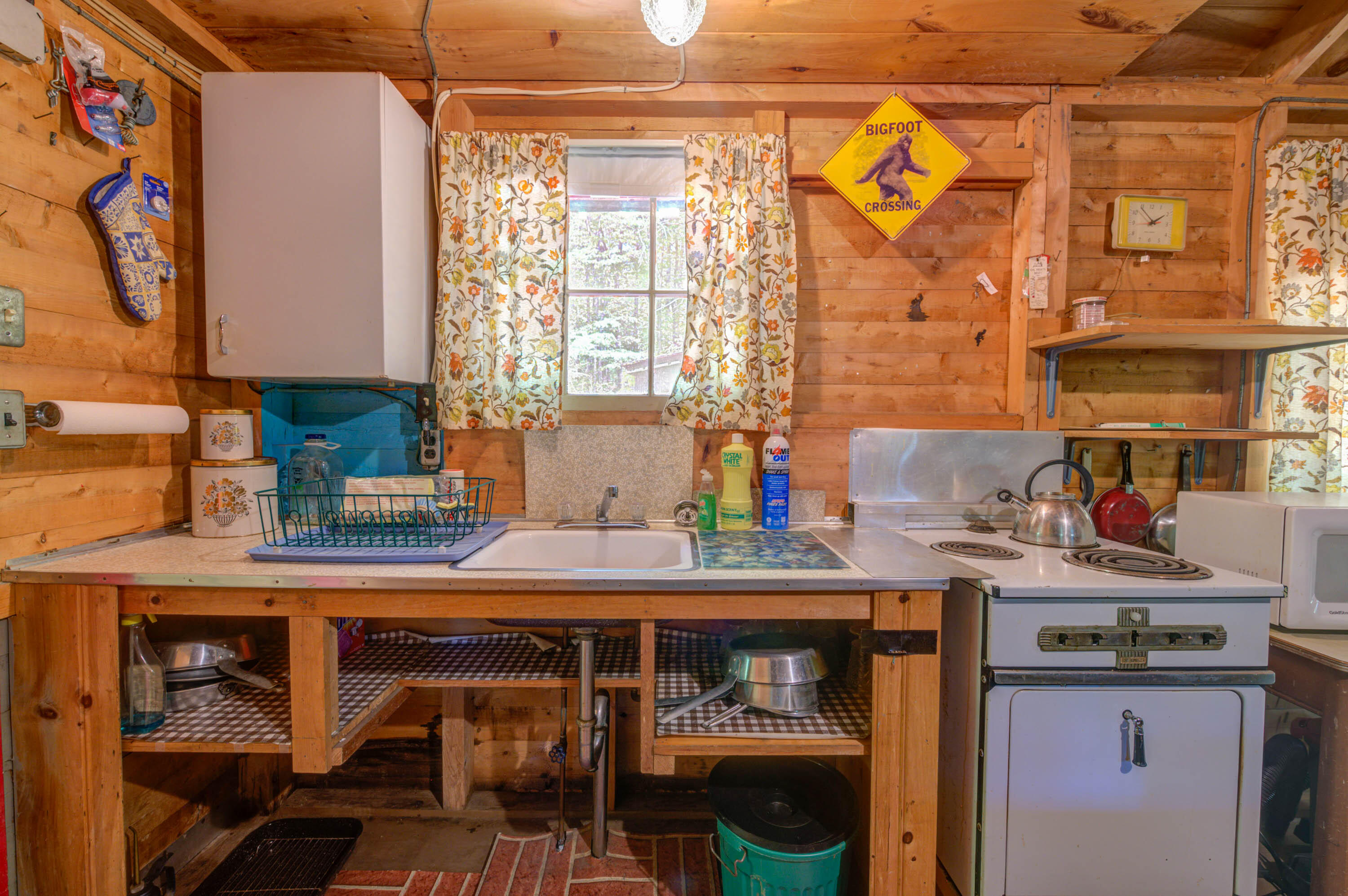 205 Northwest River Road Sebago, ME 04029 - Photo 15 of 27 pic-13