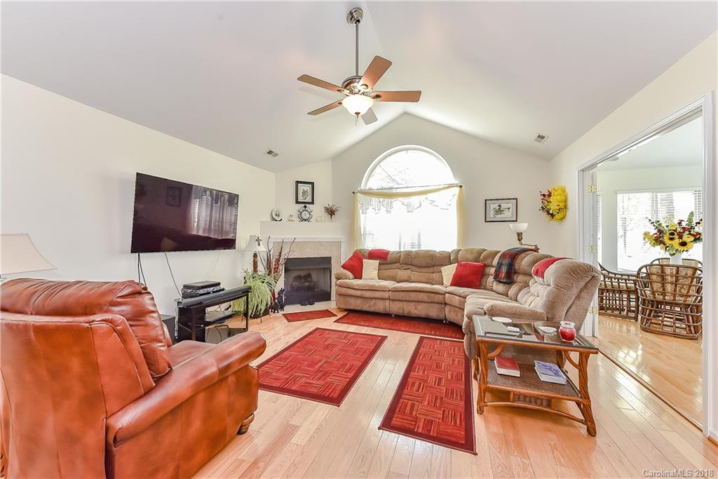759 Ledgestone Court Tega Cay, SC 29708 - Photo 14 of 25 Gallery Image 14