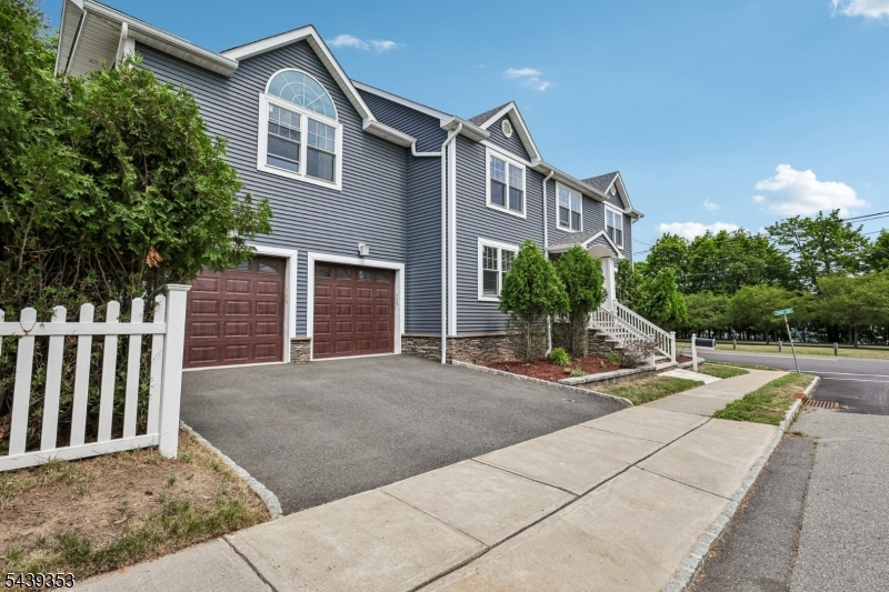 45 Wilmore Road Little Falls, NJ 07424 - Photo 3 of 40