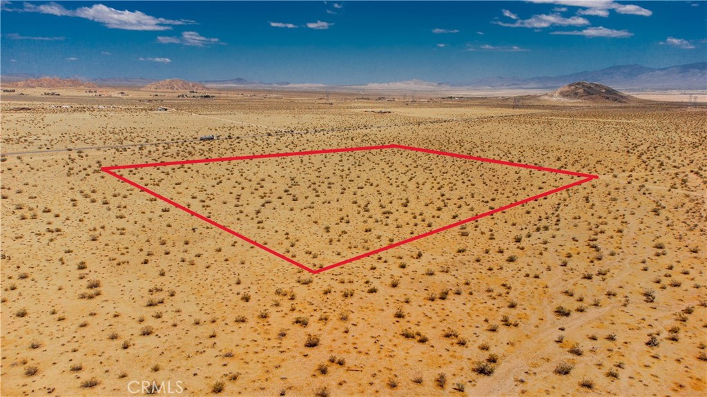 0 Waalew Road Lucerne Valley, CA 92356 - Photo 6 of 7 a view of an ocean beach