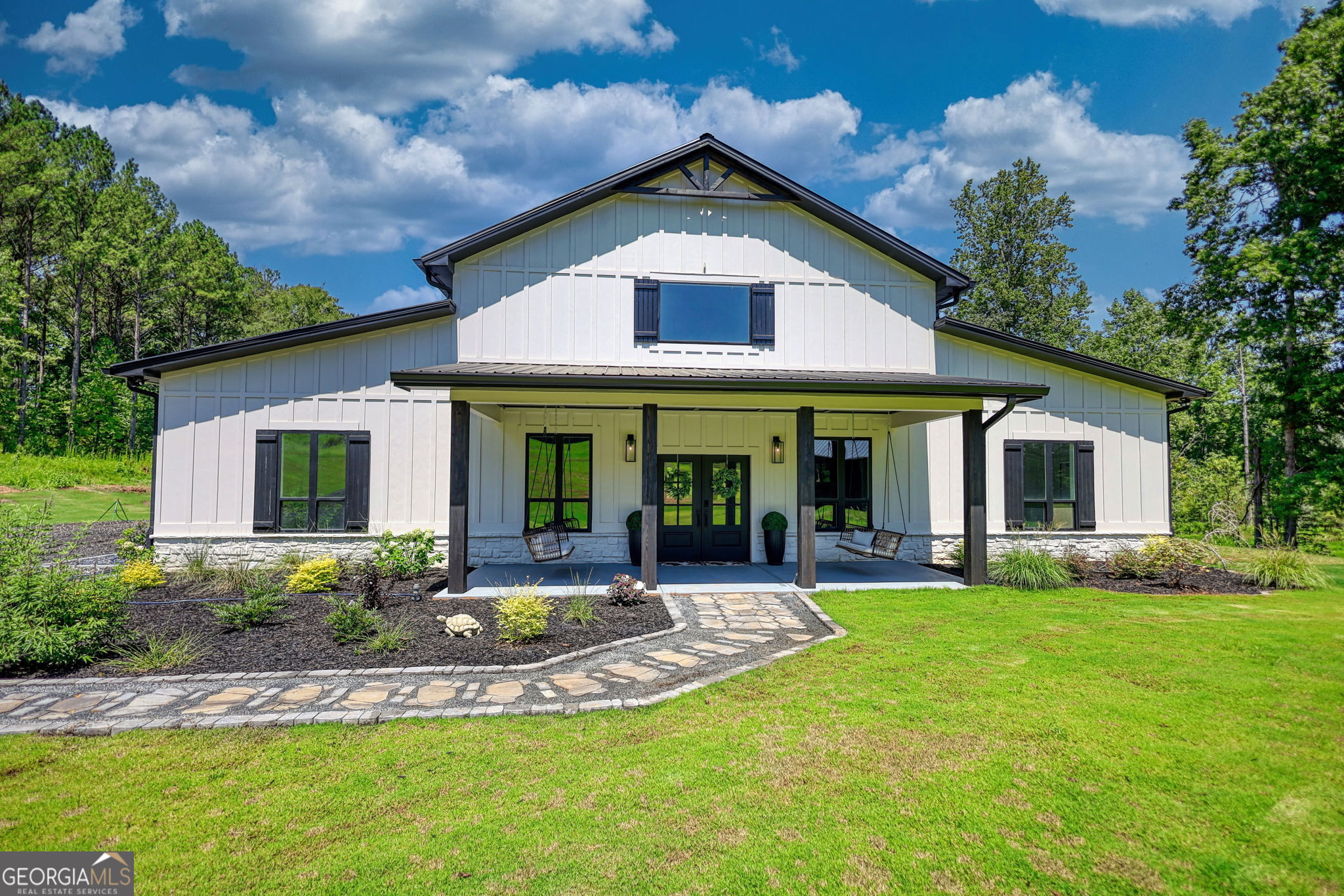 1321 Aqua Road Madison, GA 30650 - Photo 1 of 62 Gallery Image 1