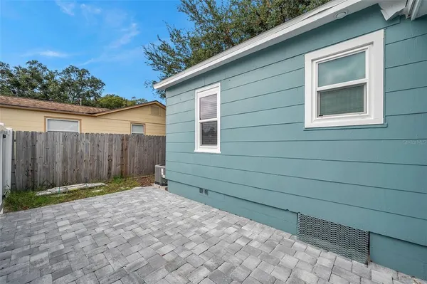 $2,600 | 4000 10th Avenue North, St. Petersburg, FL 33713