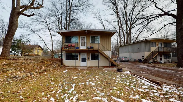 $2,000 | 124 Allen Drive, Unit 1, Ann Arbor, MI 48103