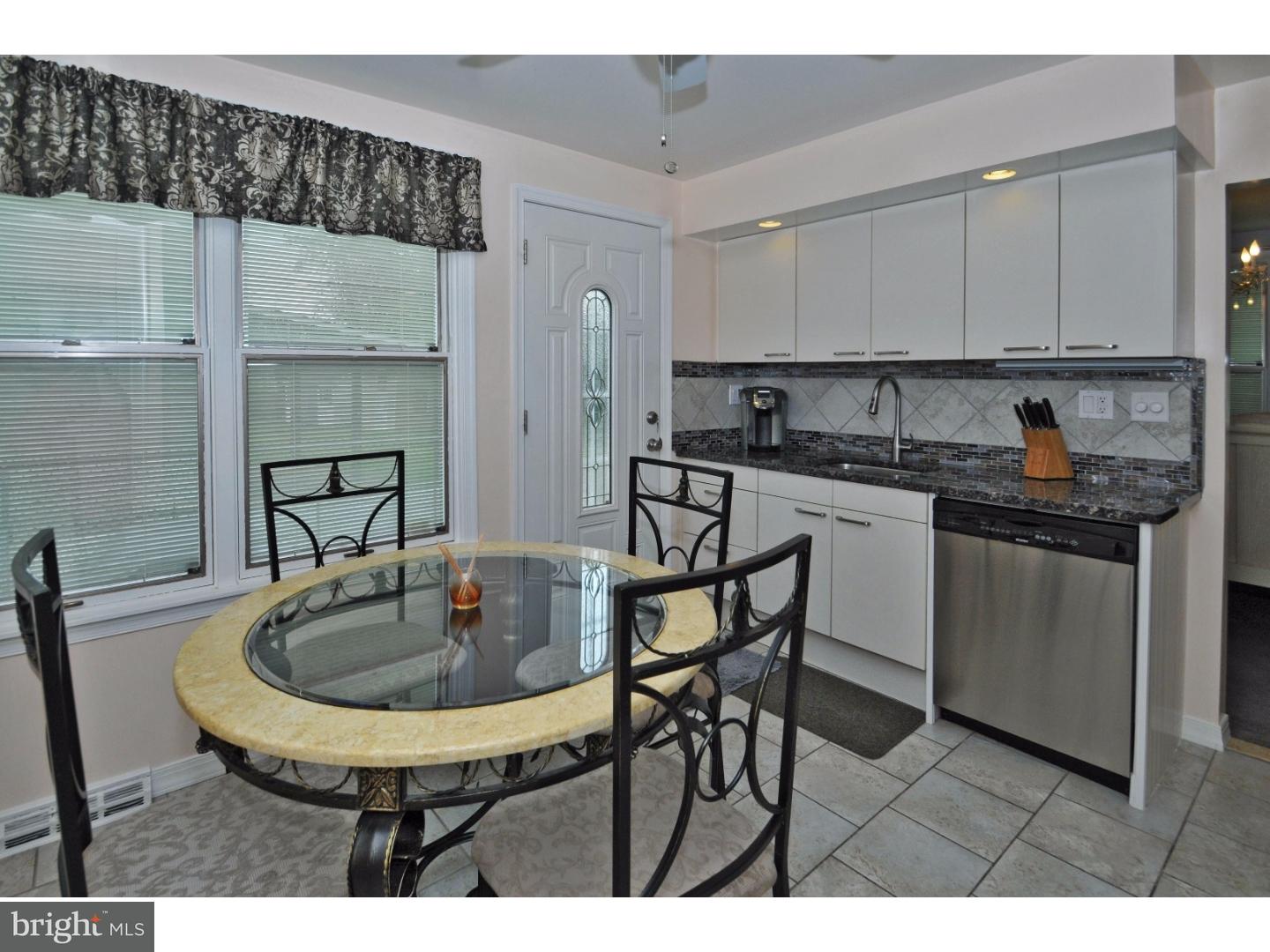 9728 Chapel Road Philadelphia, PA 19115 - Photo 10 of 23 Kitchen