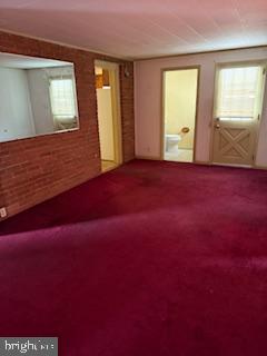 493 Wheatsheaf Road Springfield, PA 19064 - Photo 11 of 25 an empty room with windows