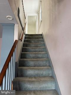 493 Wheatsheaf Road Springfield, PA 19064 - Photo 12 of 25 a view of entryway