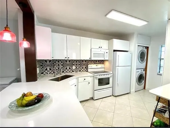 $1,850 | 11613 Northwest 28th Street, Unit 2, Coral Springs, FL 33065