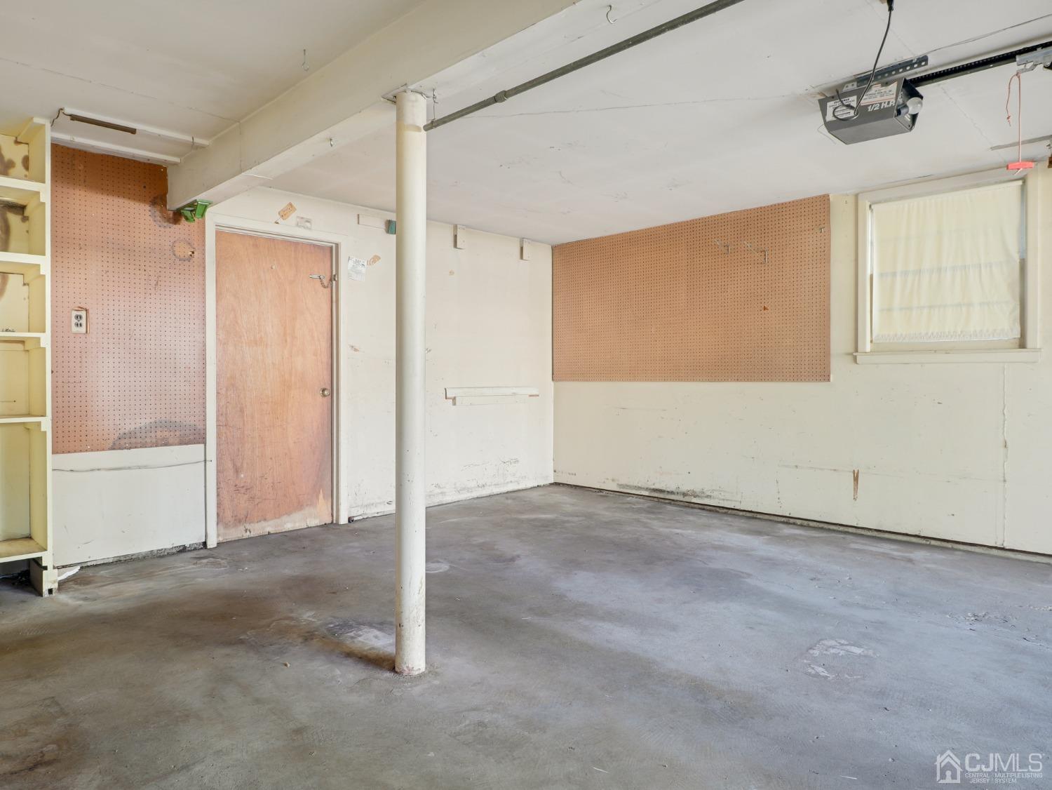29 Princeton Road Cranford, NJ 07016 - Photo 21 of 24 a view of an empty room