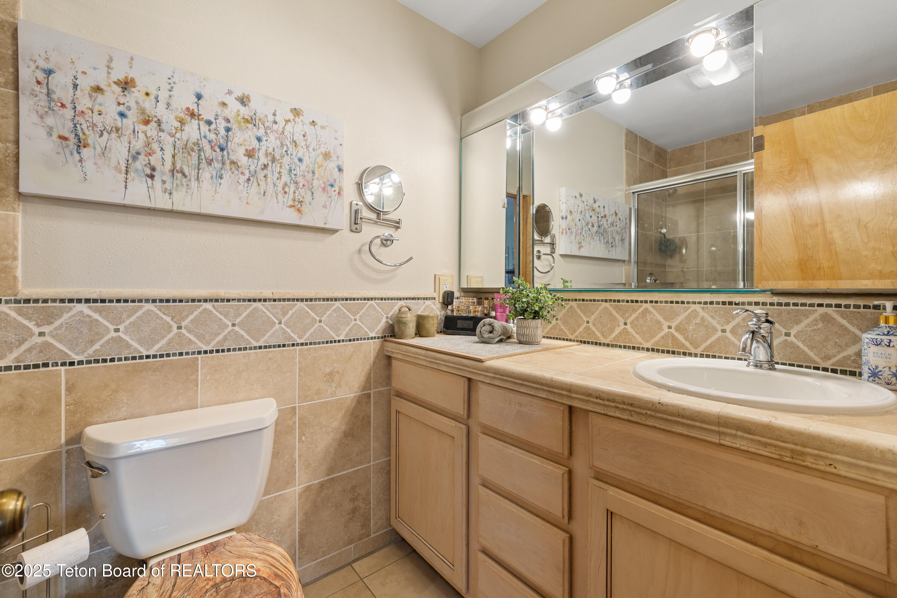 3140 West King Eider Road Jackson, WY 83001 - Photo 10 of 20 Master vanity