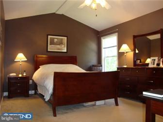 76 Michigan Drive Sinking Spring, PA 19608 - Photo 8 of 12 Bedroom - Main