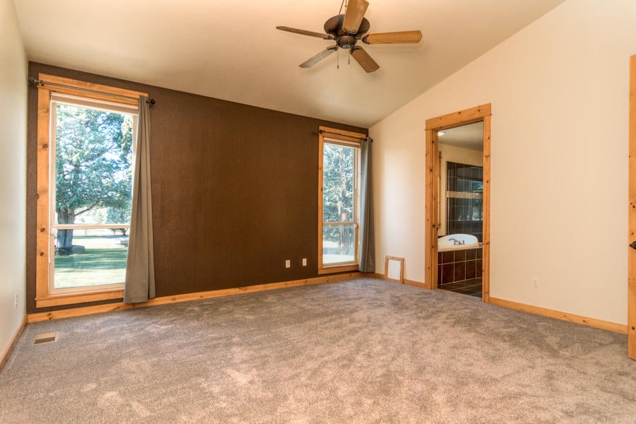 62015 Byram Road Bend, OR 97701 - Photo 28 of 56 Master bedroom