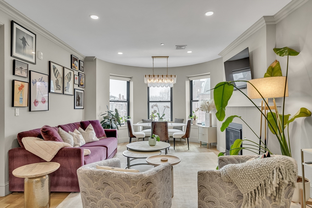 119 St Botolph Street, Unit 3 Boston, MA 02115 - Photo 2 of 16