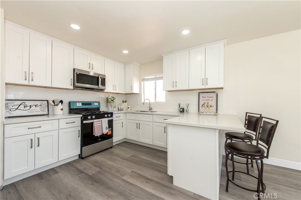 15105 Condor Road Victorville, CA 92394 - Photo 5 of 33 Gallery Image 5
