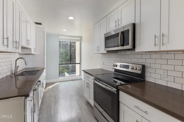 $579,000 | 4041 Via Marisol, Unit 210, Los Angeles, CA 90042