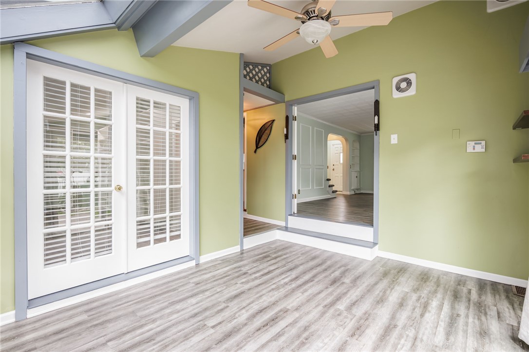 49 Yorkshire Road Irondequoit, NY 14609 - Photo 18 of 48 Gallery Image 18