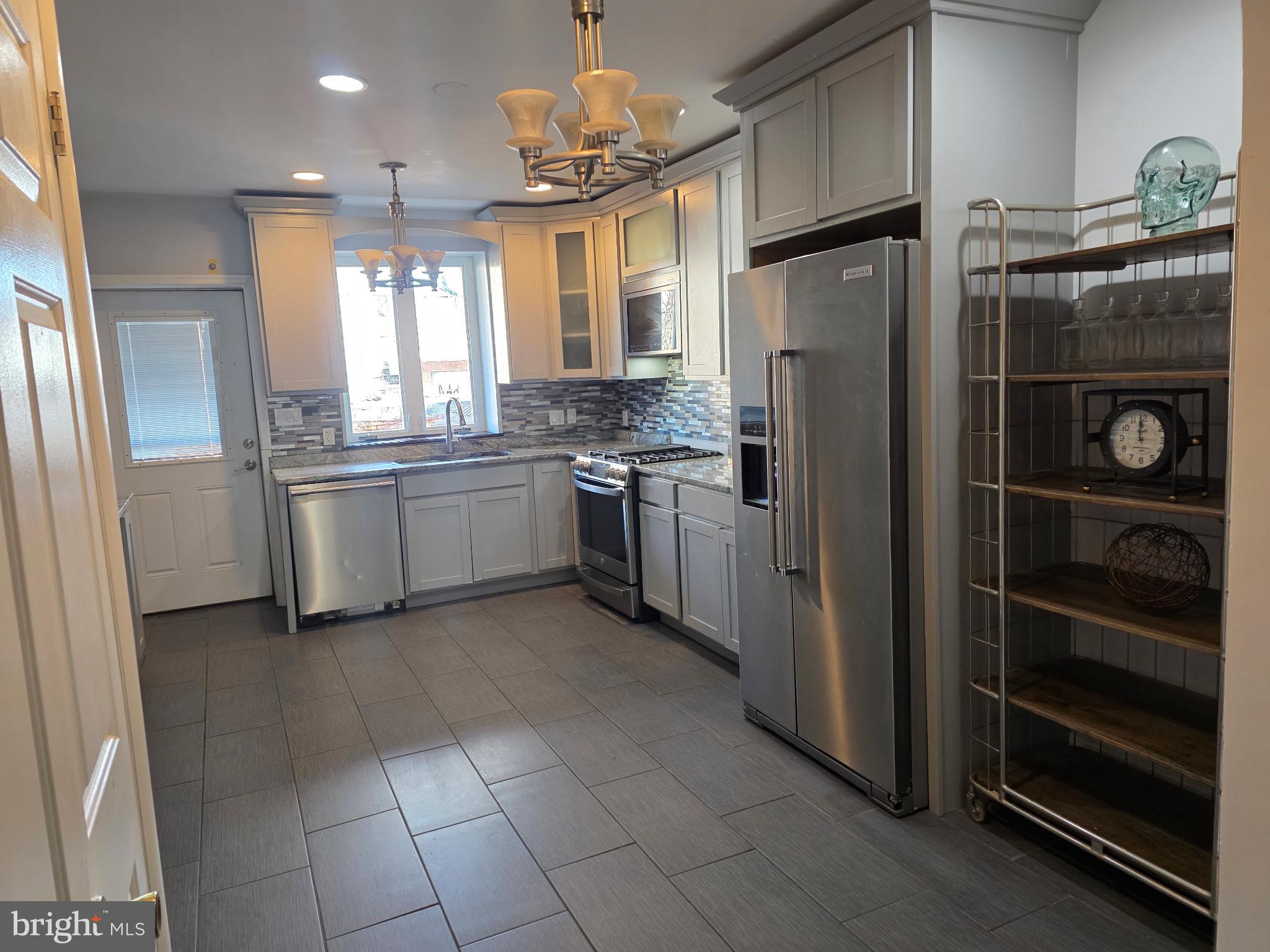 1139 Scott Street Baltimore, MD 21230 - Photo 5 of 44