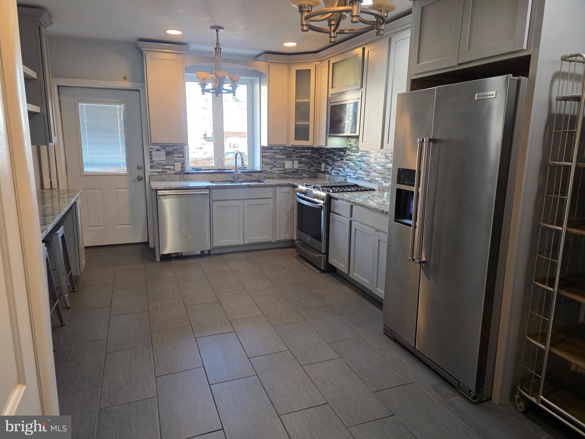 1139 Scott Street Baltimore, MD 21230 - Photo 7 of 44