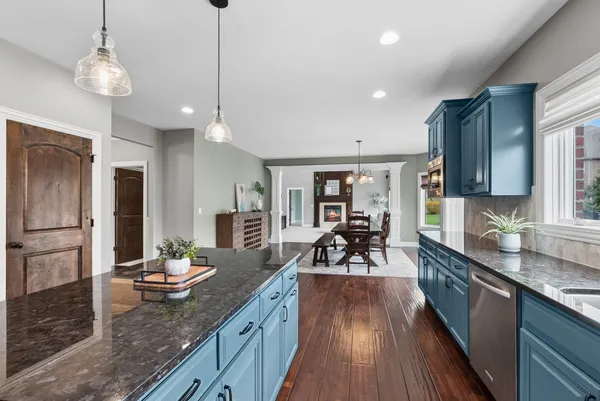 $889,900 | 10835 Scarlet Drive, Orland Park, IL 60467