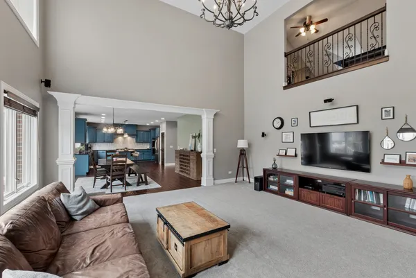$889,900 | 10835 Scarlet Drive, Orland Park, IL 60467