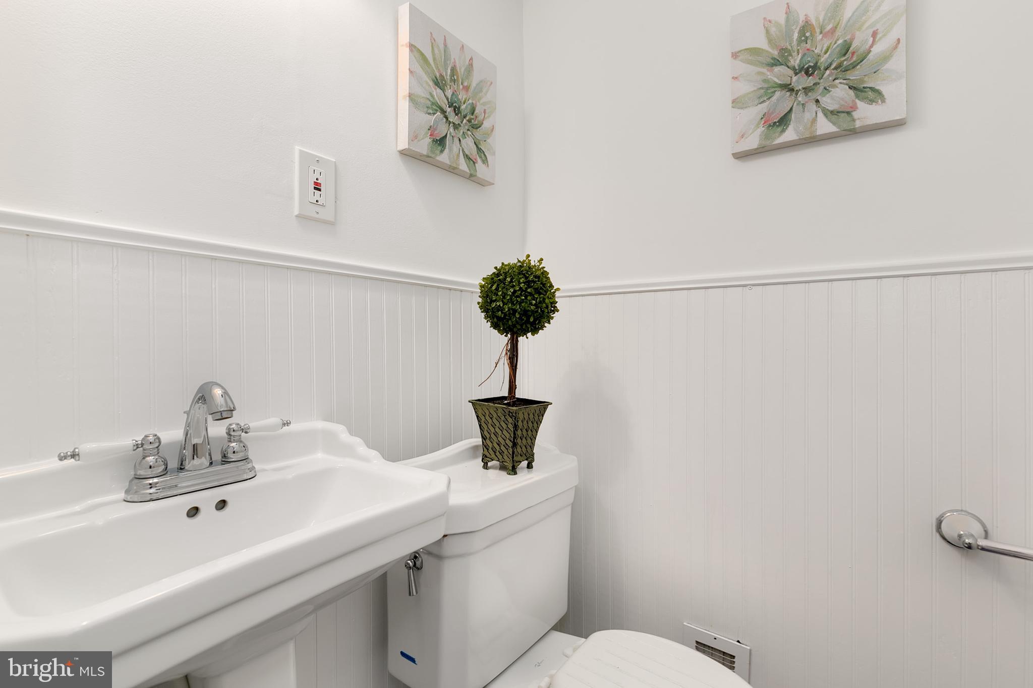 628 3rd Street Southwest, Unit 115 Washington, DC 20024 - Photo 14 of 29