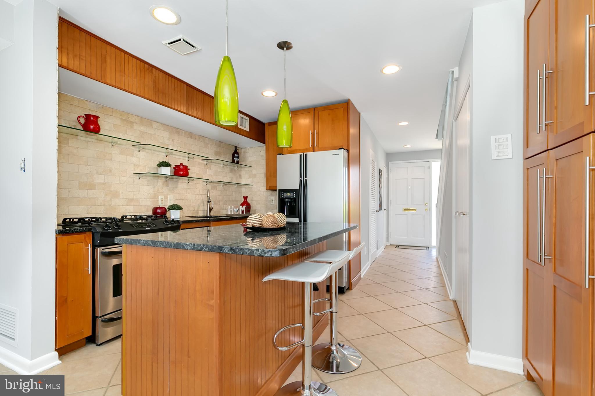 628 3rd Street Southwest, Unit 115 Washington, DC 20024 - Photo 8 of 29