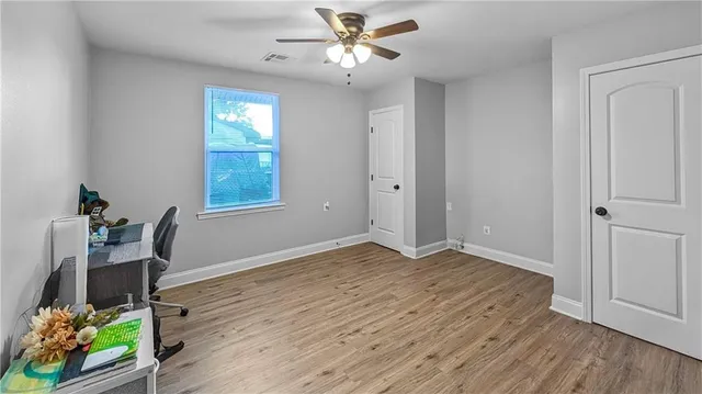 $2,000 | 528 Grovewood Drive, Gretna, LA 70056